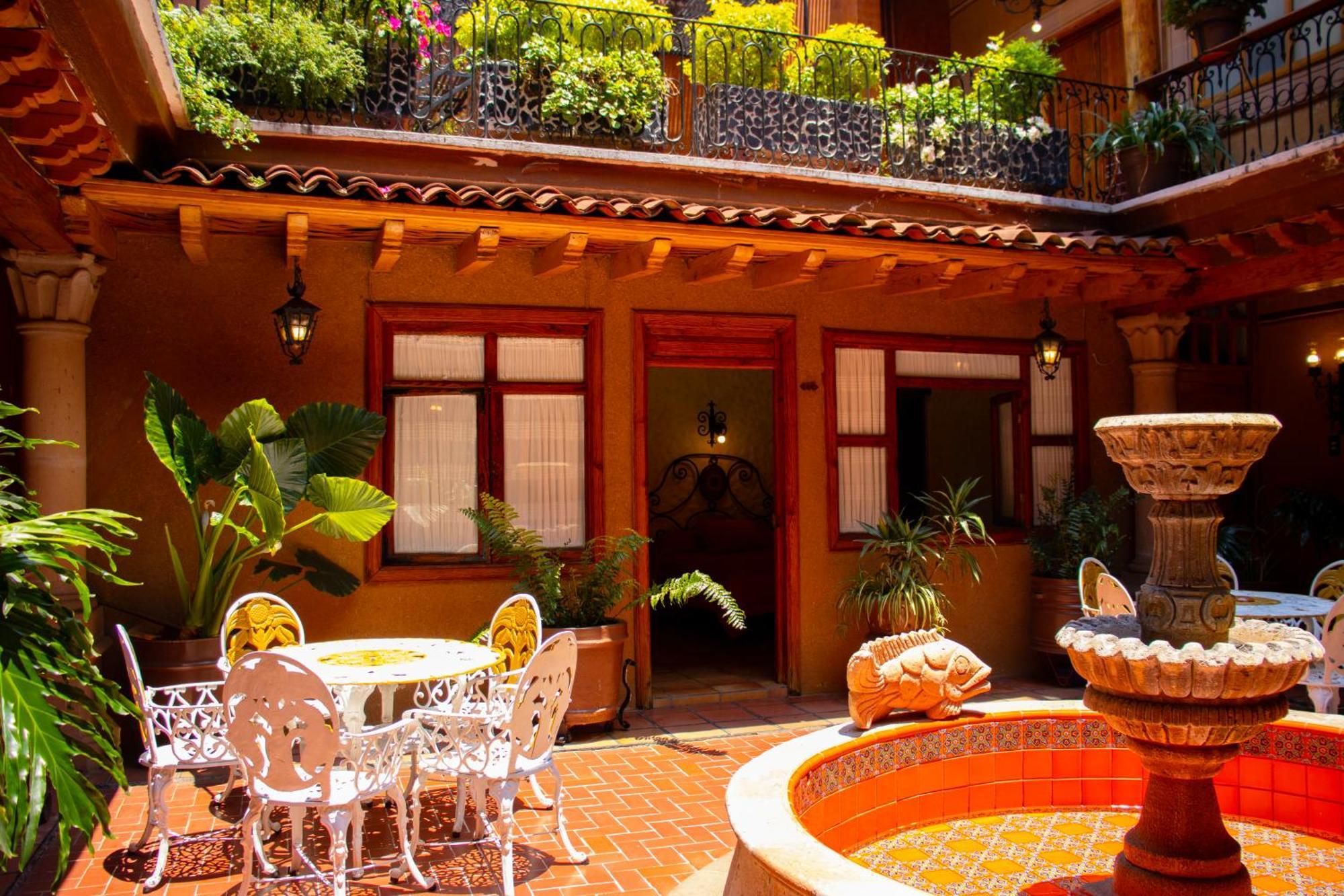 Hotel Los Escudos Pátzcuaro Εξωτερικό φωτογραφία
