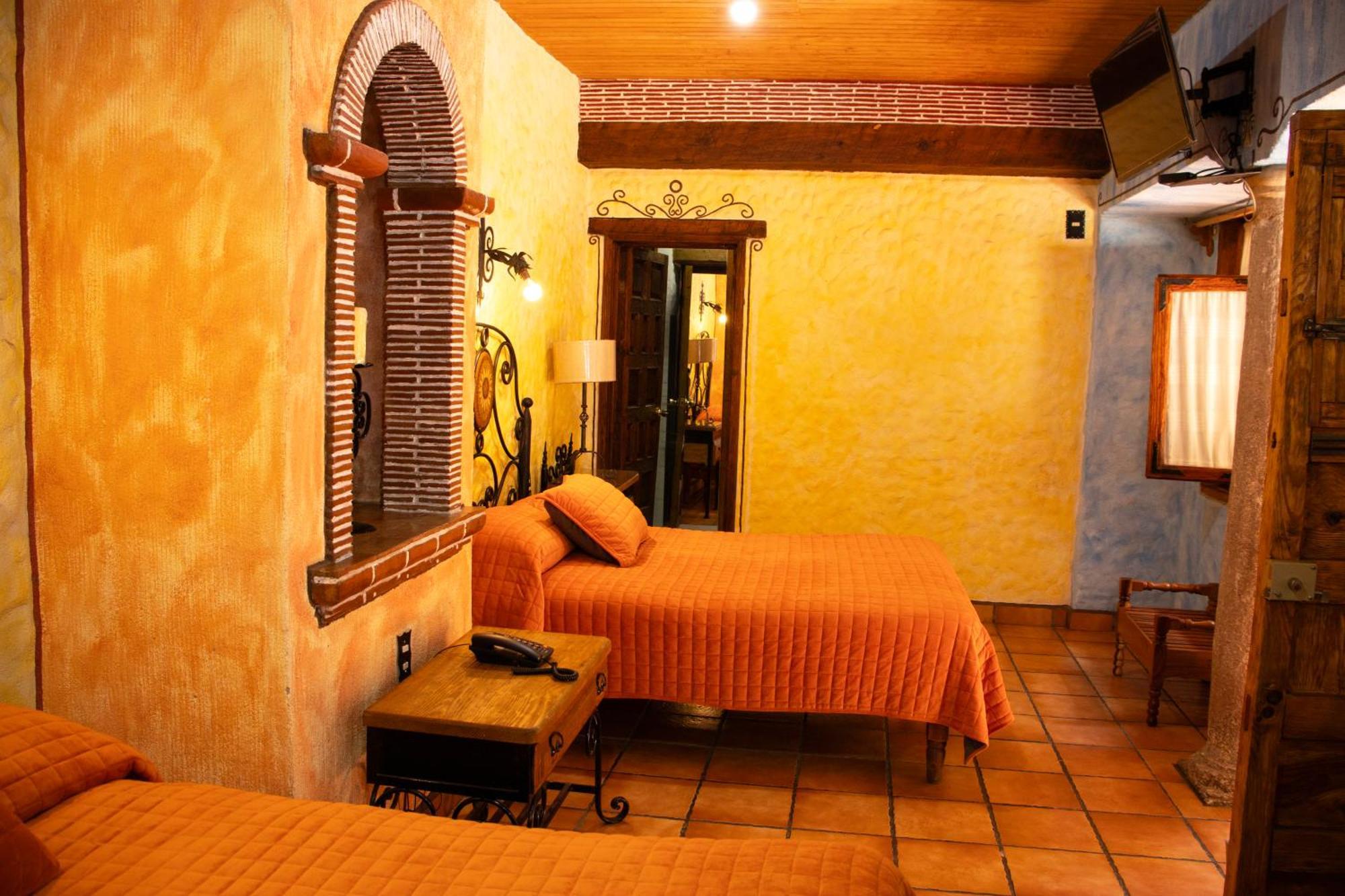 Hotel Los Escudos Pátzcuaro Εξωτερικό φωτογραφία