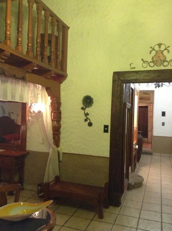 Hotel Los Escudos Pátzcuaro Εξωτερικό φωτογραφία