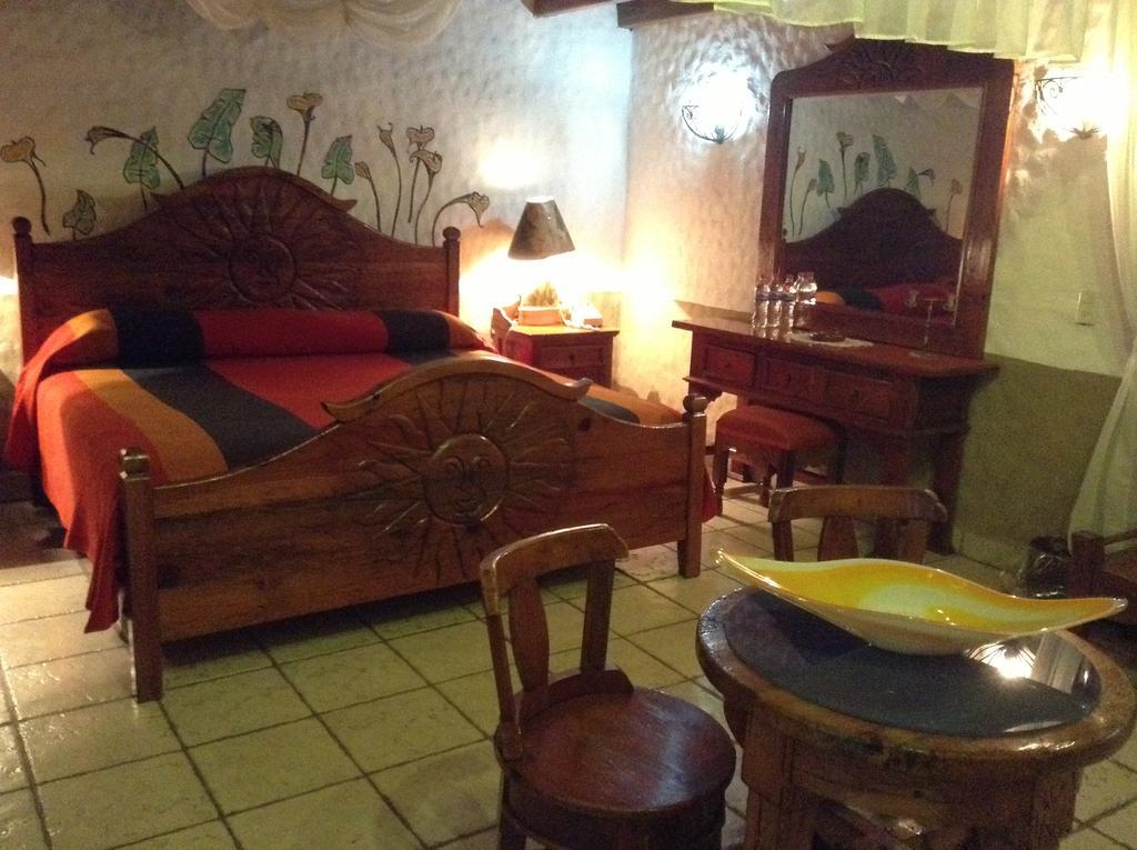 Hotel Los Escudos Pátzcuaro Εξωτερικό φωτογραφία