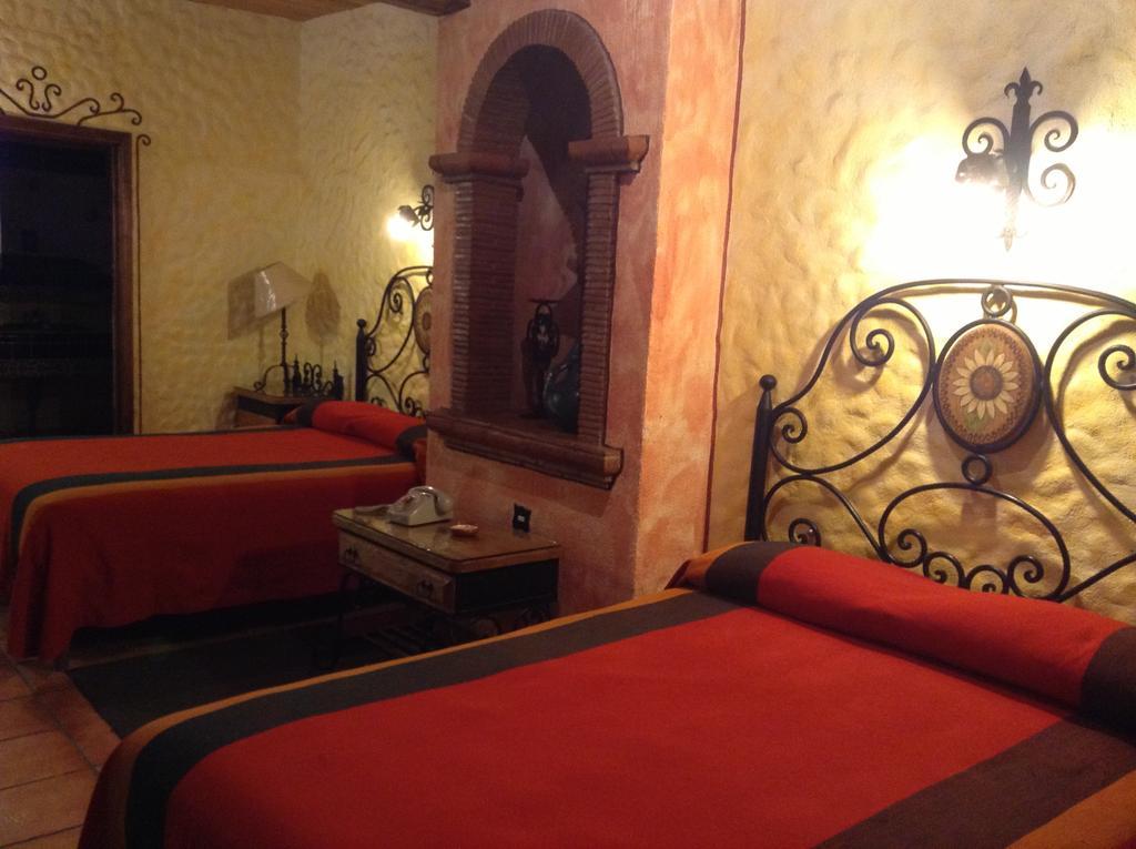 Hotel Los Escudos Pátzcuaro Εξωτερικό φωτογραφία