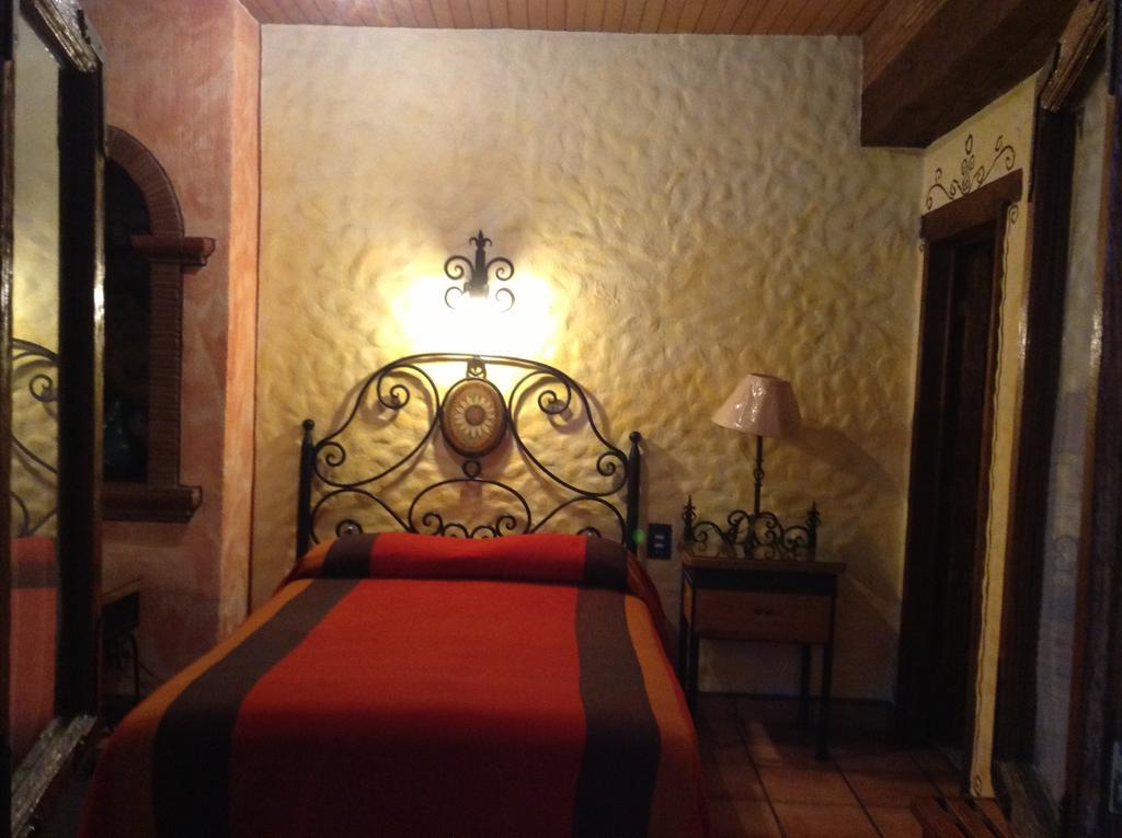 Hotel Los Escudos Pátzcuaro Εξωτερικό φωτογραφία